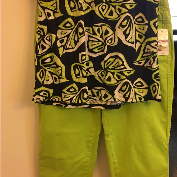 Crown & Ivy bandeau top, INC cardigan/tank,CAPRI PANTS ARE SOLD!! - Picture 3 of 4